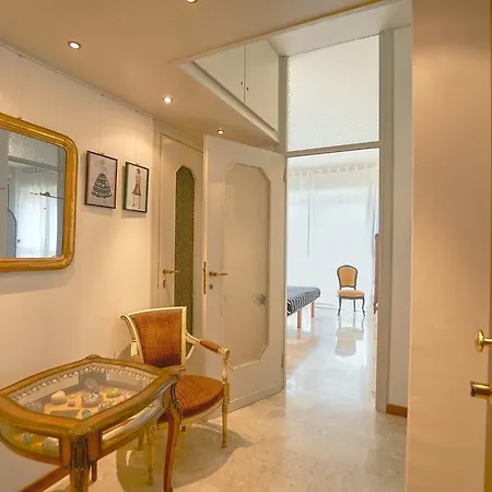 An Artist's Place 코모